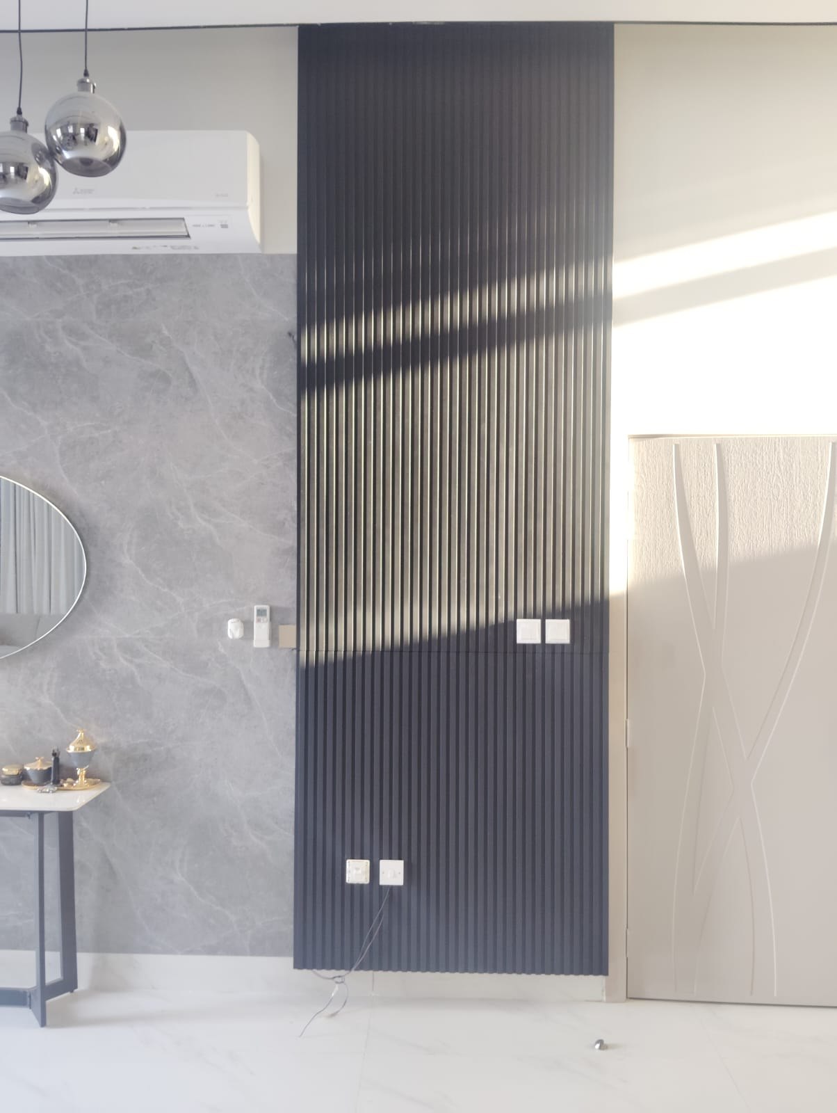 Bathroom vanity and feature wall detail