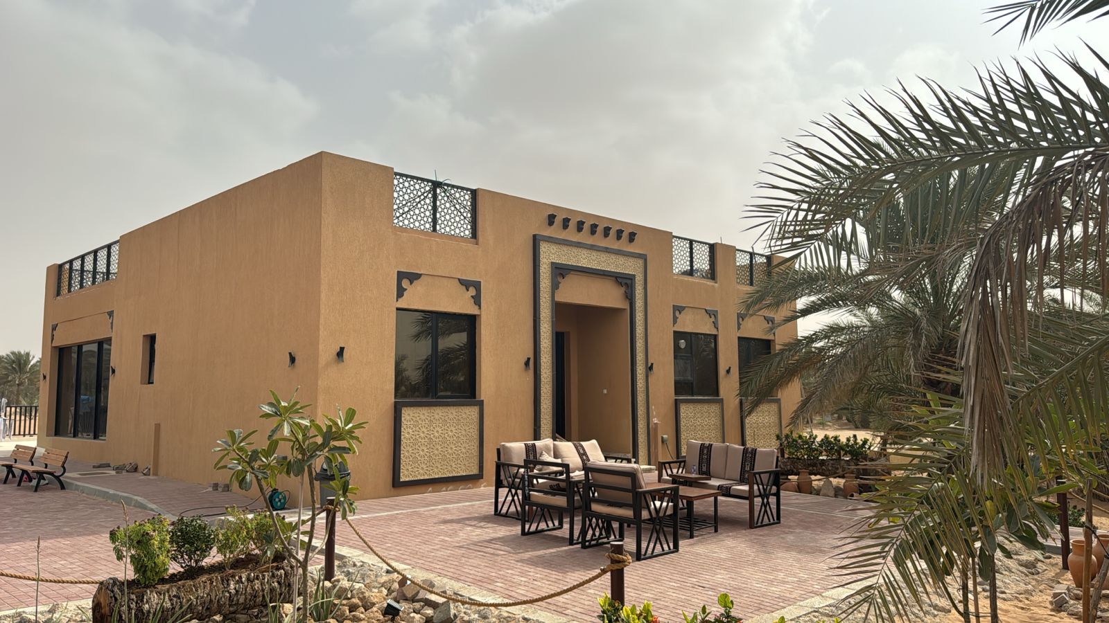 Outdoor seating and facade idea