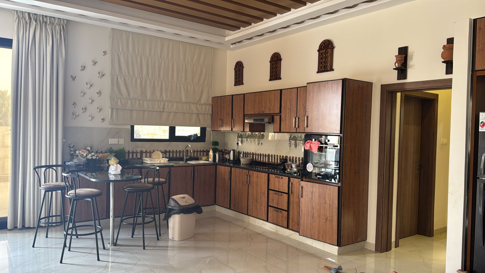 Compact kitchen fit-out concept